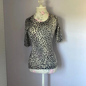 Pink tartan animal print 100% merino wool sweater size XS